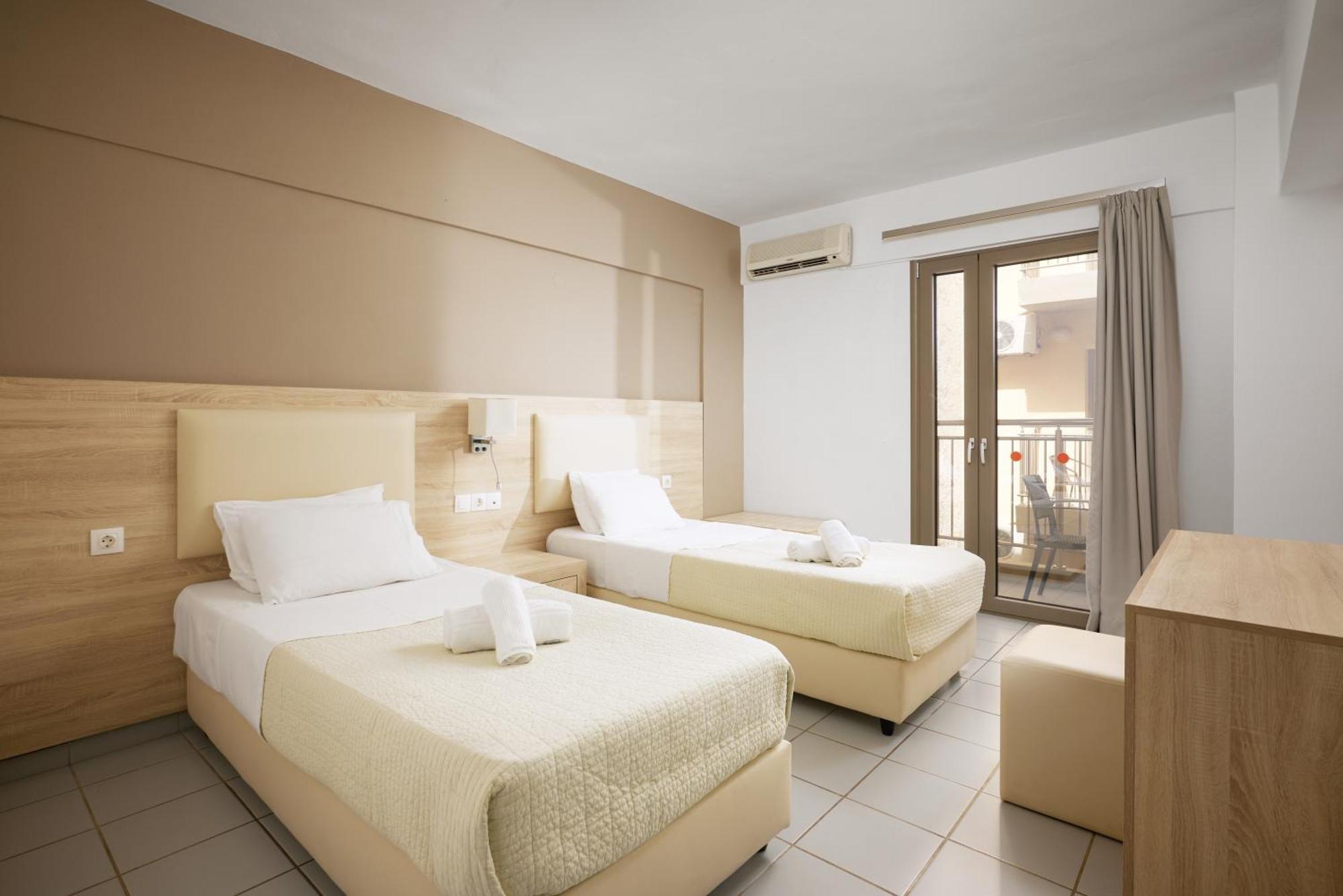 Acropolis Apartments Hersonissos  Exterior photo