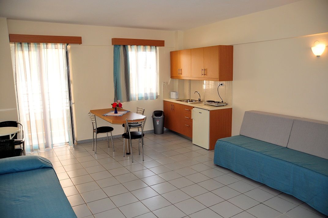 Acropolis Apartments Hersonissos  Exterior photo