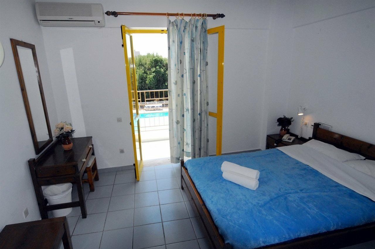 Acropolis Apartments Hersonissos  Exterior photo
